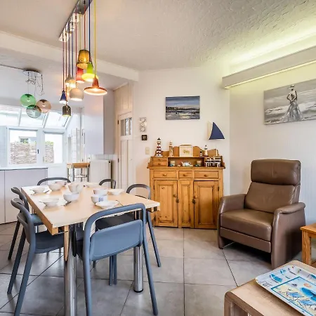 House Relax Centrally Located In בית נופש